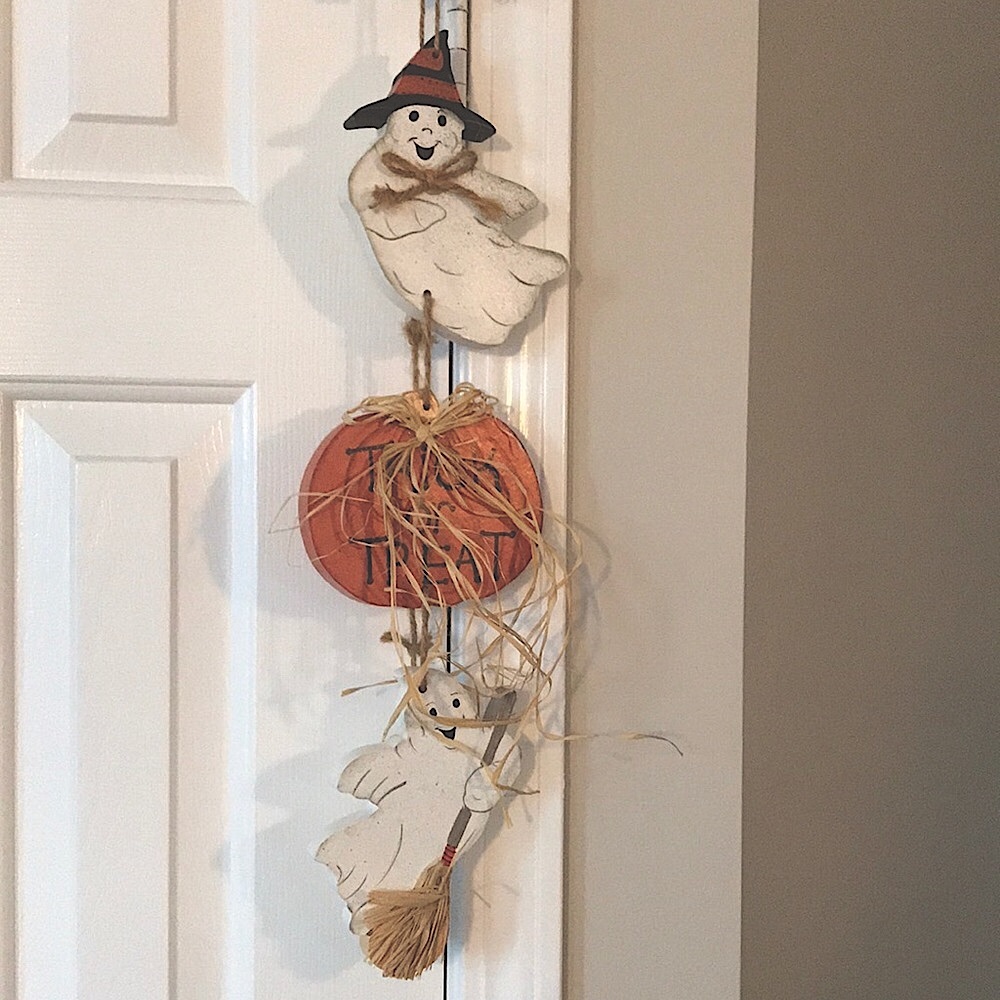 ‼️LAST DAY 9/30‼️ Vintage Tole Painted Halloween Trick-or-Treat Hanging Decor 👻🎃